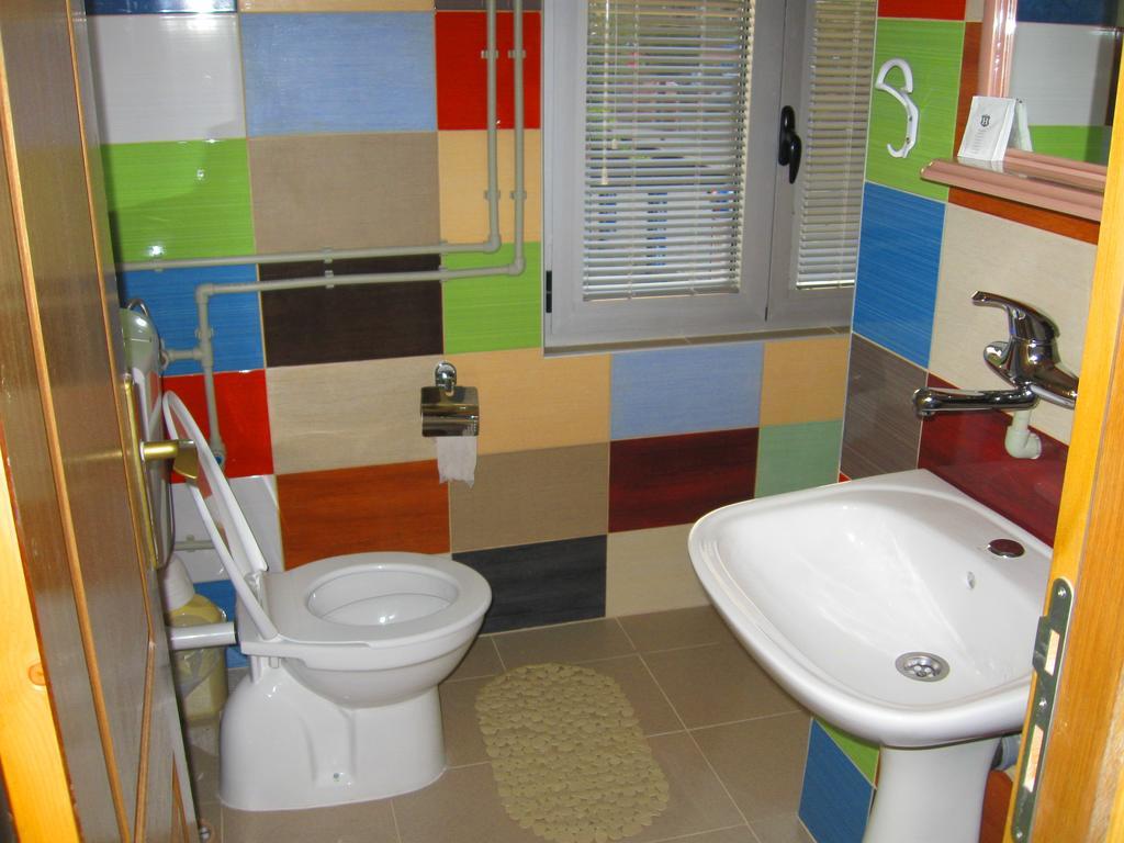Amfora Rooms Caribrod Dimitrovgrad Room photo
